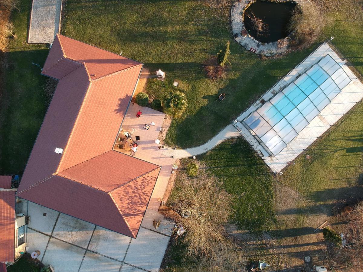 Alaguyauder La Chambre Chatillon-sur-Broue Екстер'єр фото